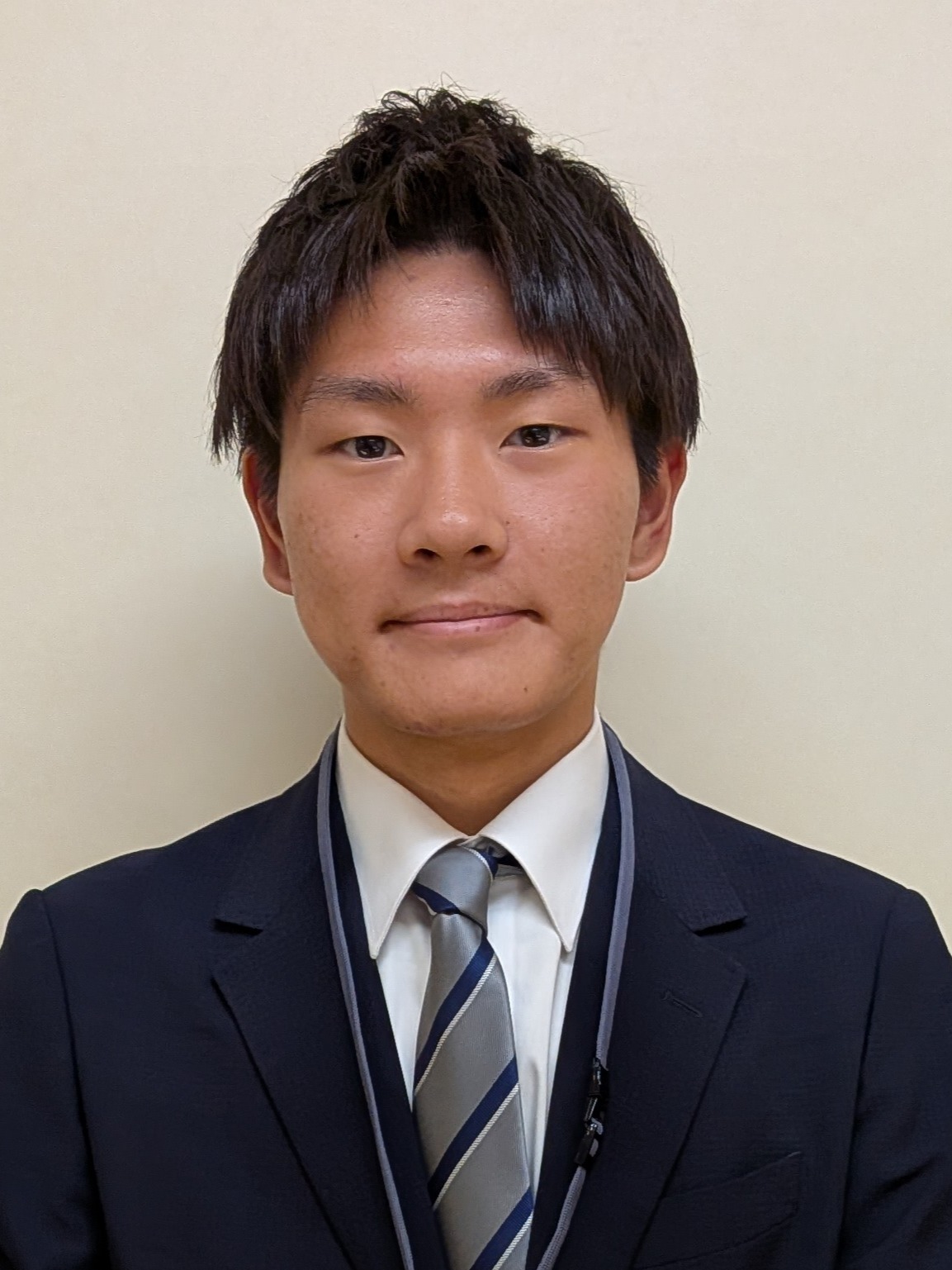 岩田　真